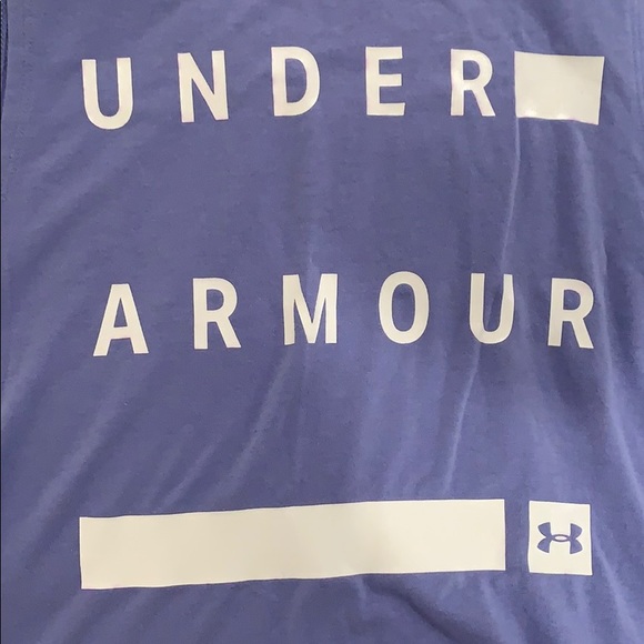 Workout Top - Picture 2 of 3